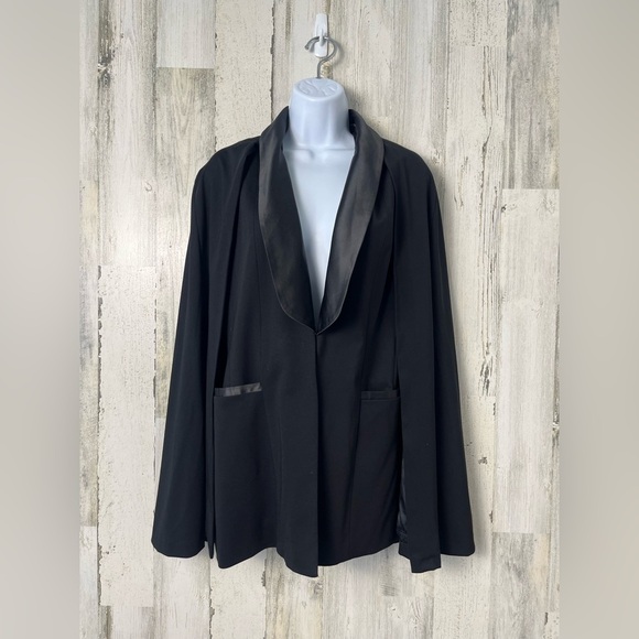 Laundry by Shelli Segal 2 in 1  Black Tuxedo cape/vest NWT Small - Picture 1 of 11